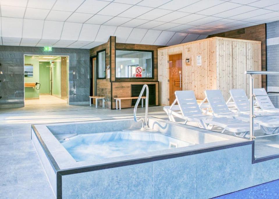 Newlands Park Hotel Charmouth Buitenkant foto
